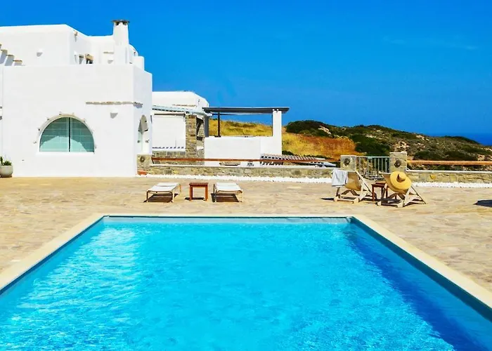 Villa Mira Paros - Luxury Suites