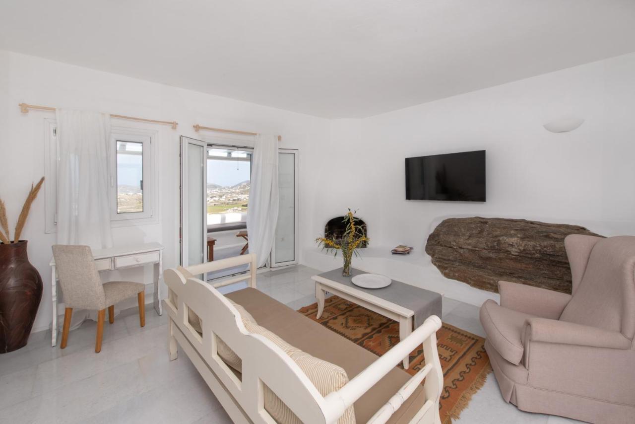 Mira - Luxury * Parikia (Paros)